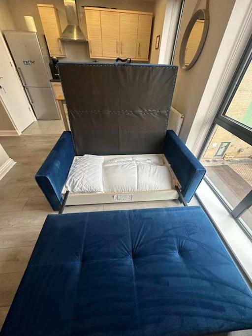 Cute Apartment Next To Colindale Station Edgware Екстер'єр фото